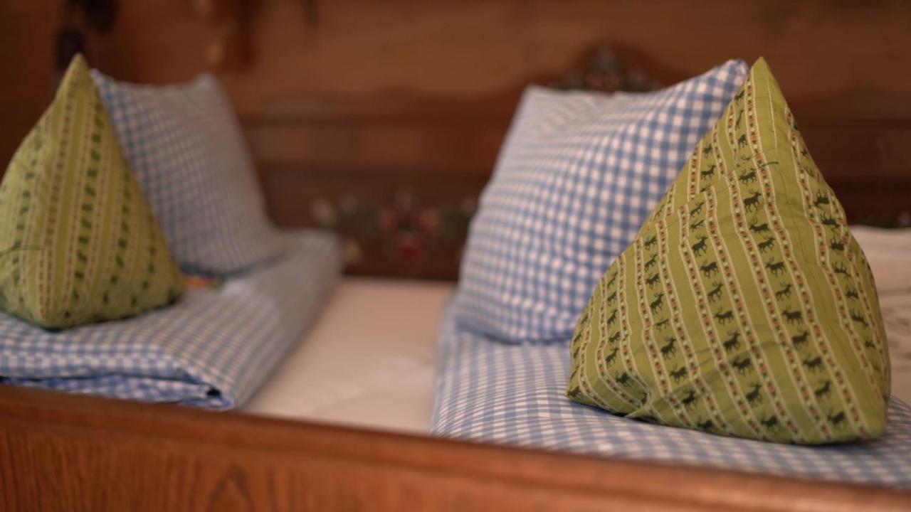 Berggasthof Kärntner Alm Hotel Mittenwald Eksteriør billede