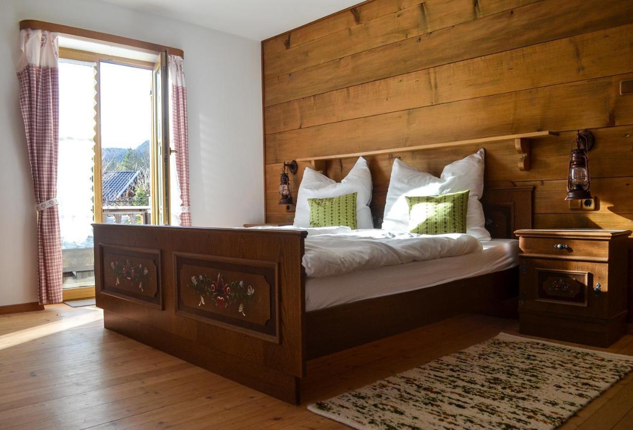 Berggasthof Kärntner Alm Hotel Mittenwald Eksteriør billede