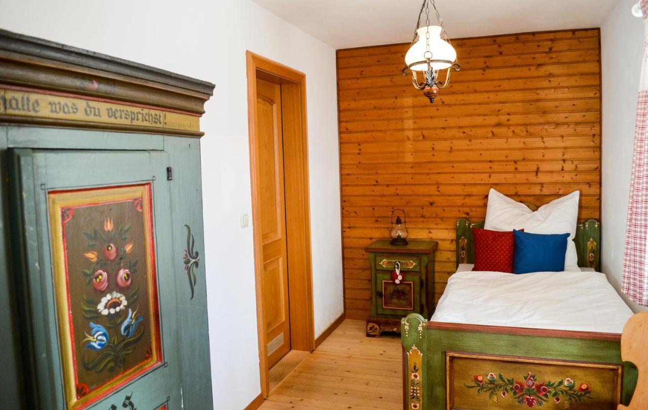 Berggasthof Kärntner Alm Hotel Mittenwald Eksteriør billede
