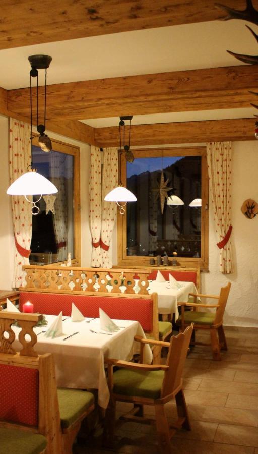 Berggasthof Kärntner Alm Hotel Mittenwald Eksteriør billede
