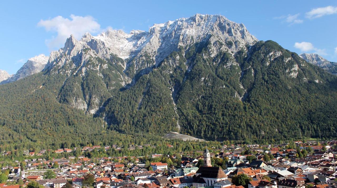Berggasthof Kärntner Alm Hotel Mittenwald Eksteriør billede